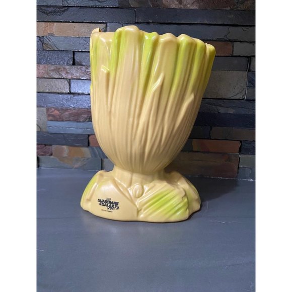Marvel Avengers Guardians of The Galaxy Groot Theater Exclusive Popcorn Holder - Picture 2 of 2